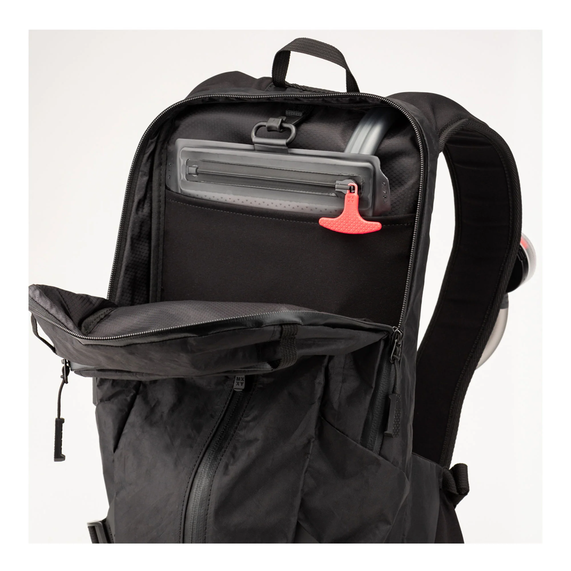MXXY Enduro Hydration Pack - Image 8